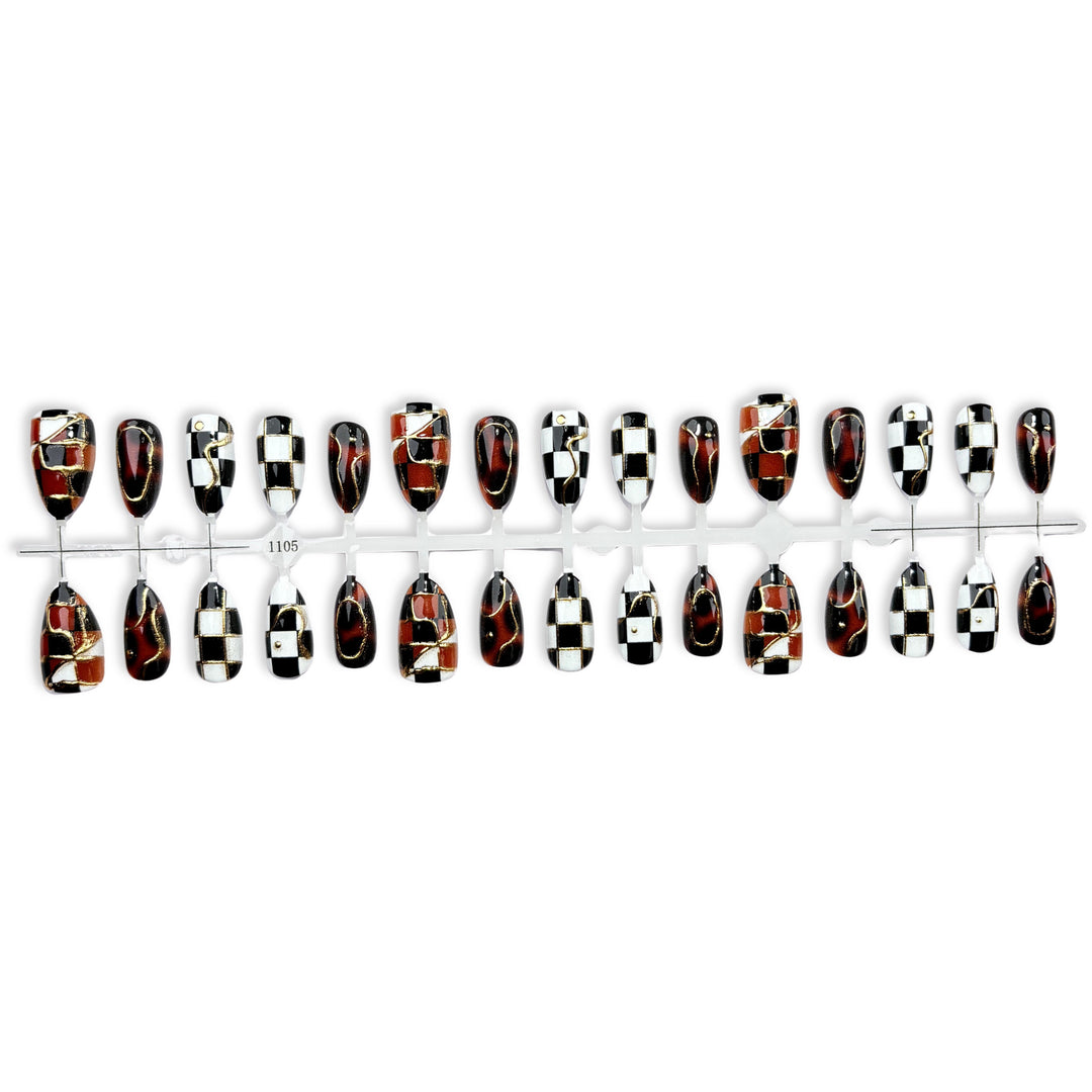 Decorative Press-On Nail Art Set with Checkered Design