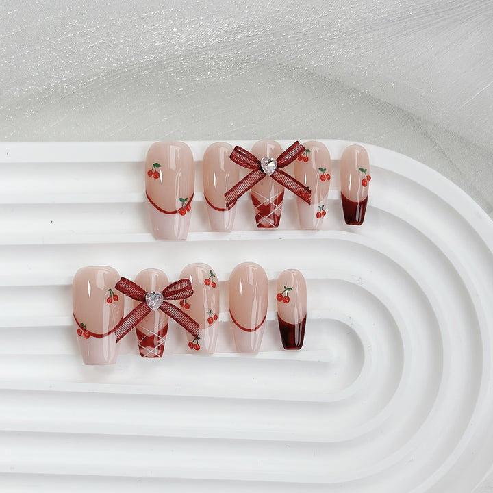 Decorative Press-On Nail Art Set with Floral Accents  1791773215