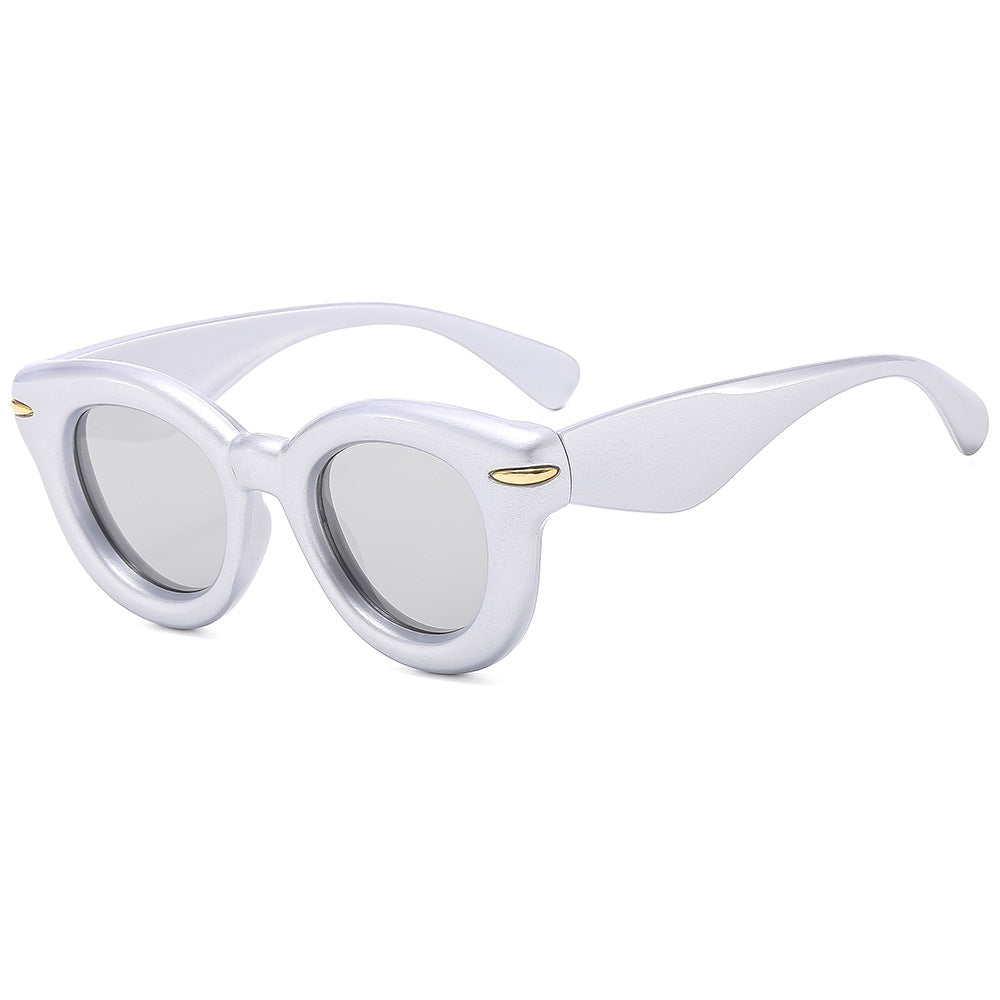Stylish Vintage-Inspired Retro Sunglasses
