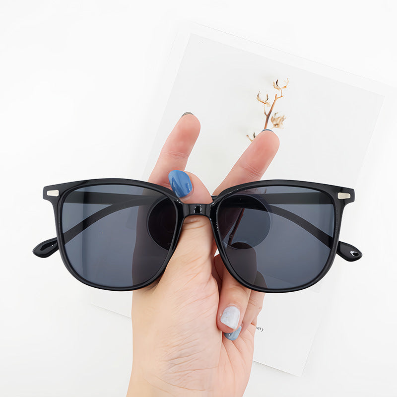 Chic Cat-Eye Sunglasses Stornfield