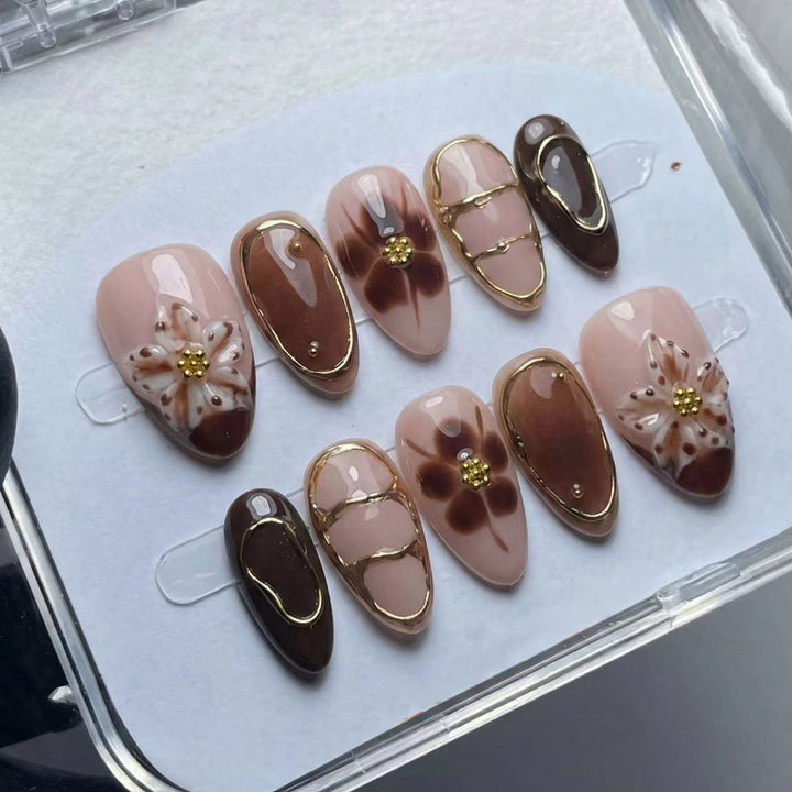 Artistic Floral Nail Art Press-On Set Stornfield