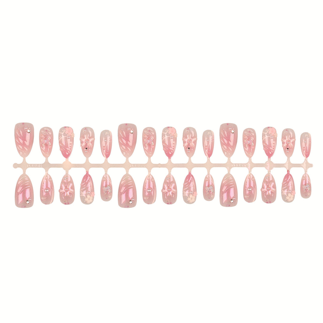 Glamorous Press-On Nail Tips