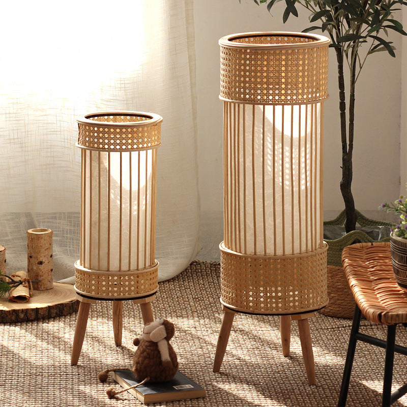 Stylish floor lamp in modern design Stornfield