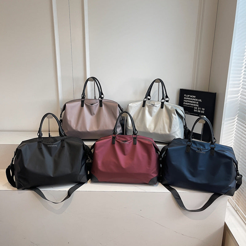 Spacious Multifunctional Travel Bag Stornfield