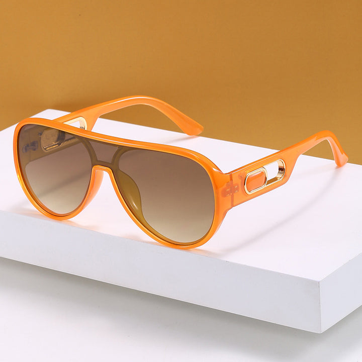 Ladies Elegant Oversize Sunglasses with Designer Details Stornfield