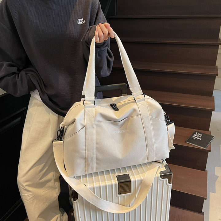 Sporty Weekend Bag With Ergonomic Carrying Options Stornfield
