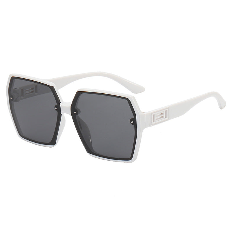 Women's Geometric Oversized Sunglasses with Modern Frame Stornfield