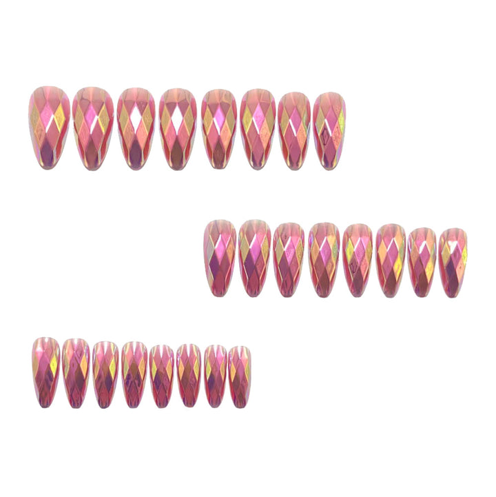 Shiny Artificial Nails in Modern Faceted Design Stornfield