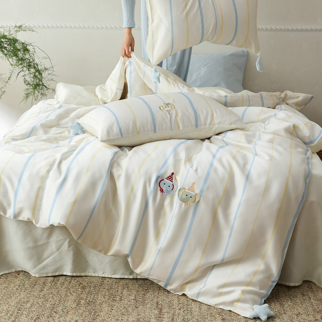 Striped Cotton Sateen Duvet Cover Set with Embroidered Animal Tassel Pillowcases