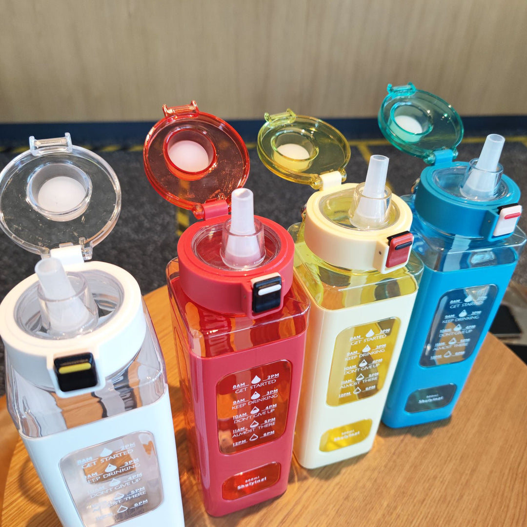 Women's water bottle with integrated time markers and straw Stornfield