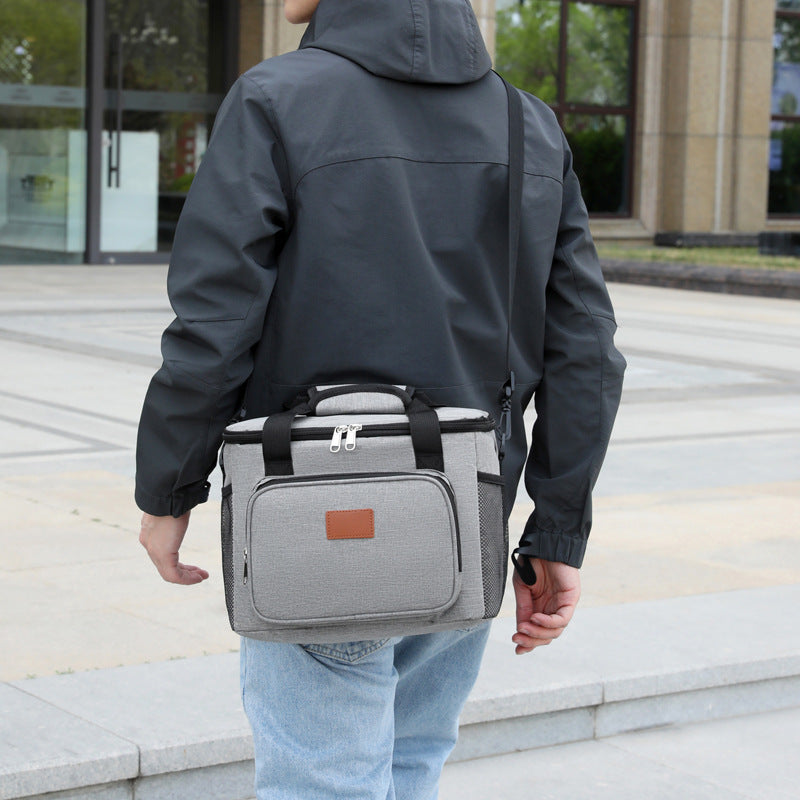 Cooler bag with insulated compartments Stornfield