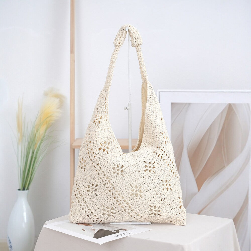 Handcrafted straw shoulder bag Stornfield
