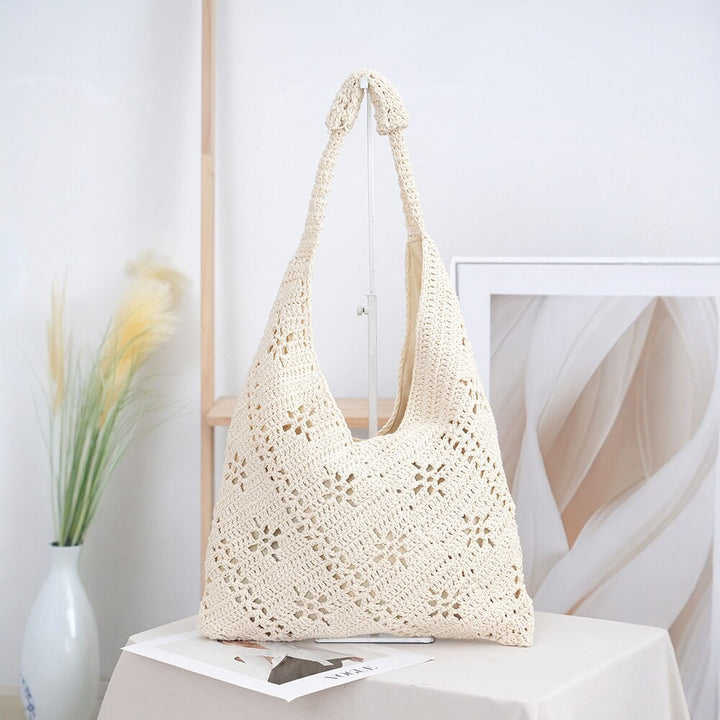Handcrafted straw shoulder bag Stornfield