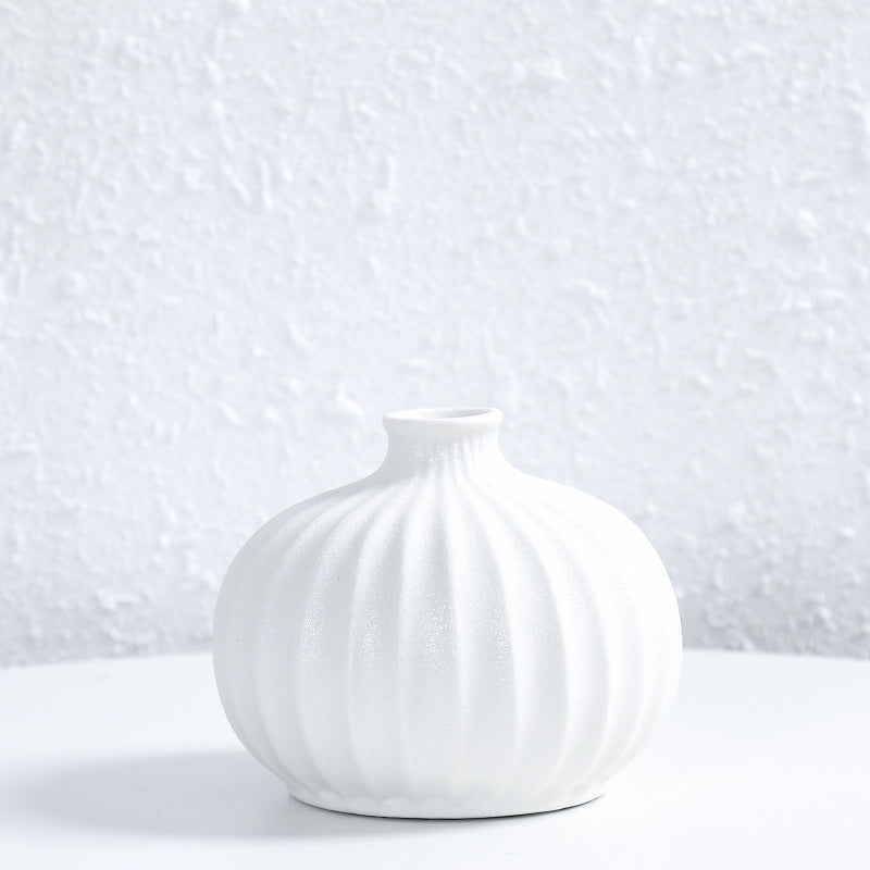 Ribbed Decorative Ceramic Vase Stornfeild