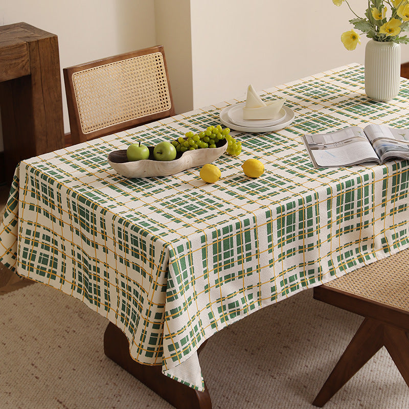 Rectangular coated tablecloth with checked plaid pattern and water-repellent surface Stornfield