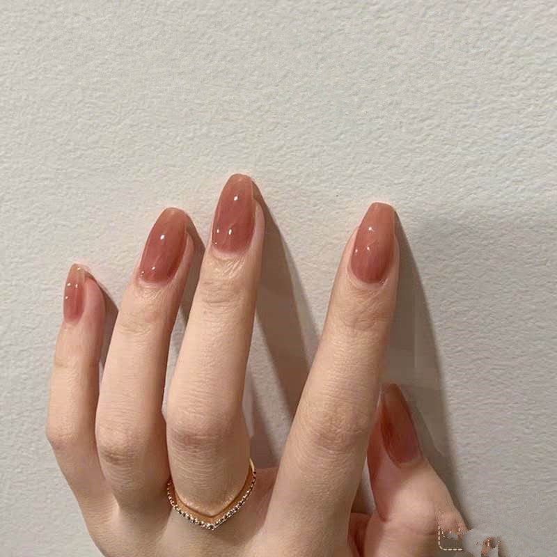 Elegant Ombre Nail Tips Stornfield