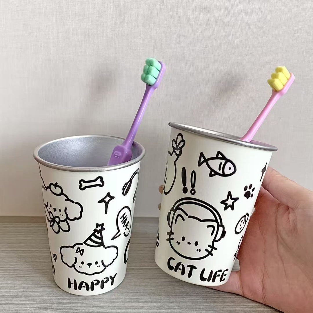 Wall-mounted toothbrush holder with playful animal design Stornfield