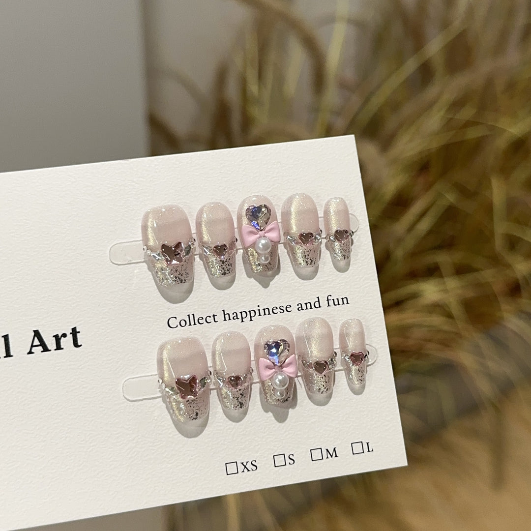 Elegant Heart-Themed Press-On Nail Art