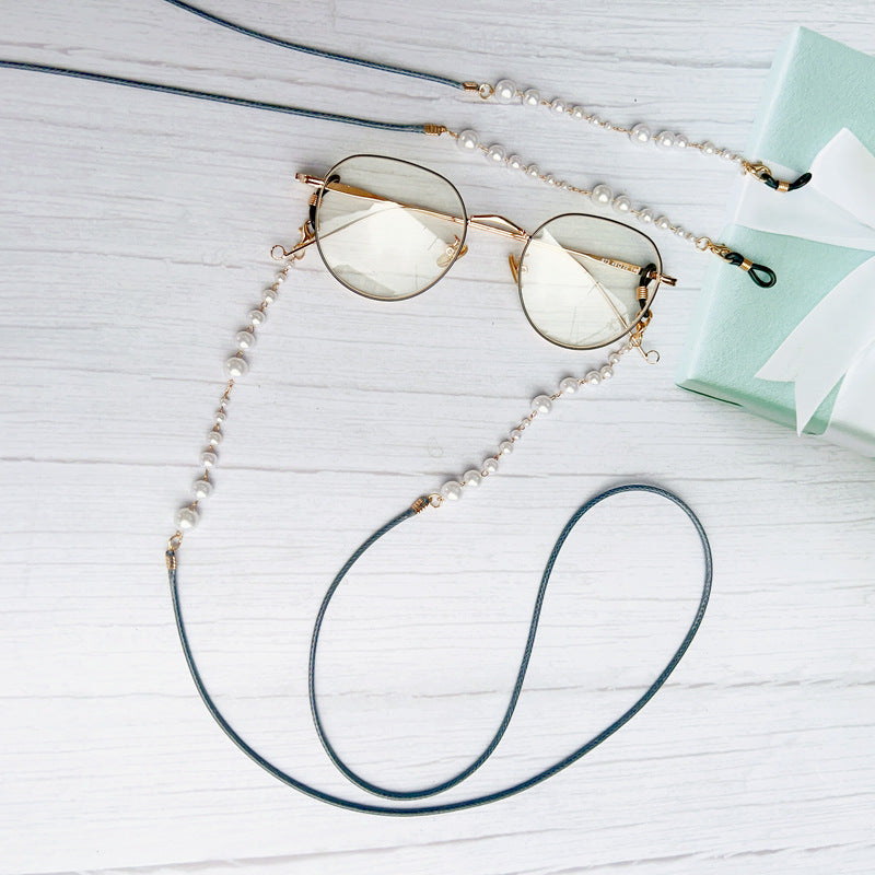 Pearl-Accented Eyewear Holder Chain Stornfield