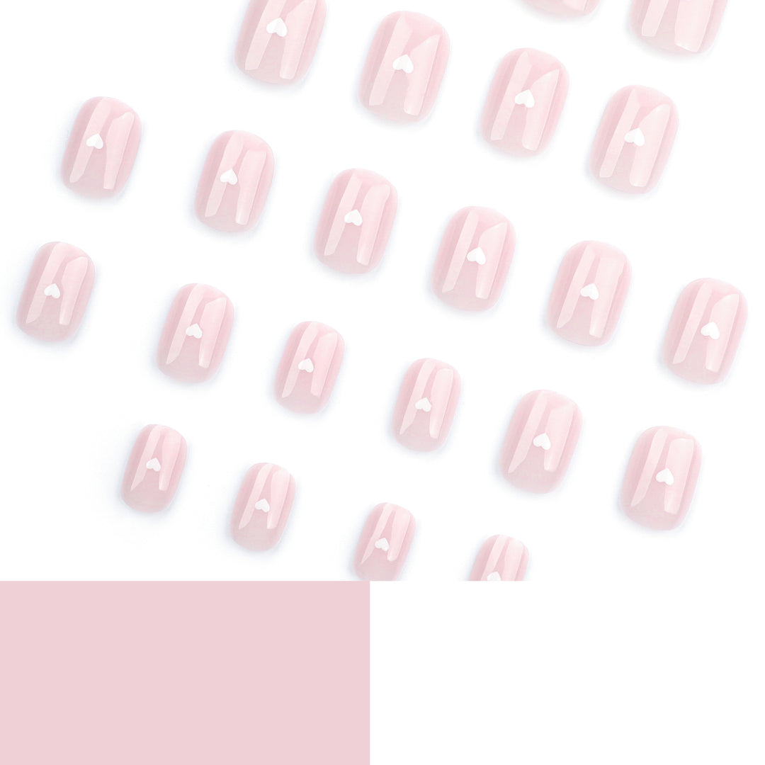 Fake nails with heart decoration Stornfield