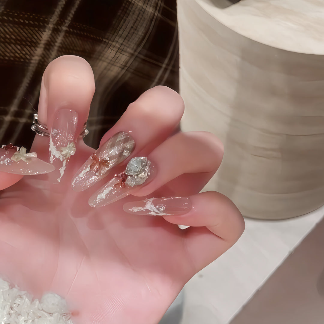 Artificial nail tips with elegant glitter details Stornfield