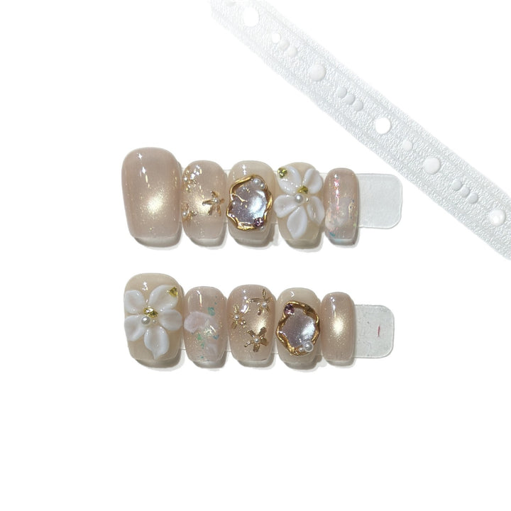 Elegant Floral Press-On Nail Art Set Stornfield