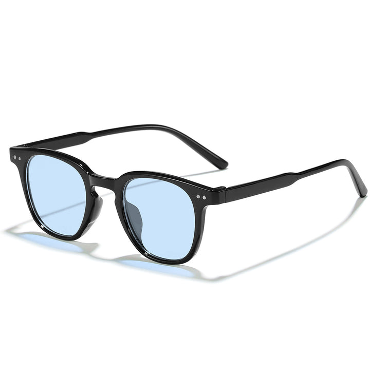 Women's sunglasses in timeless design with simple and sturdy frame Stornfield