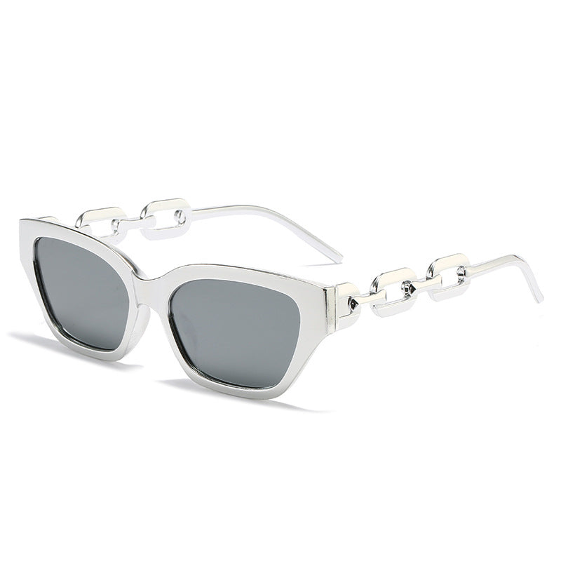 Ladies fashionable Cat-Eye sunglasses with luxurious chain frame Stornfield