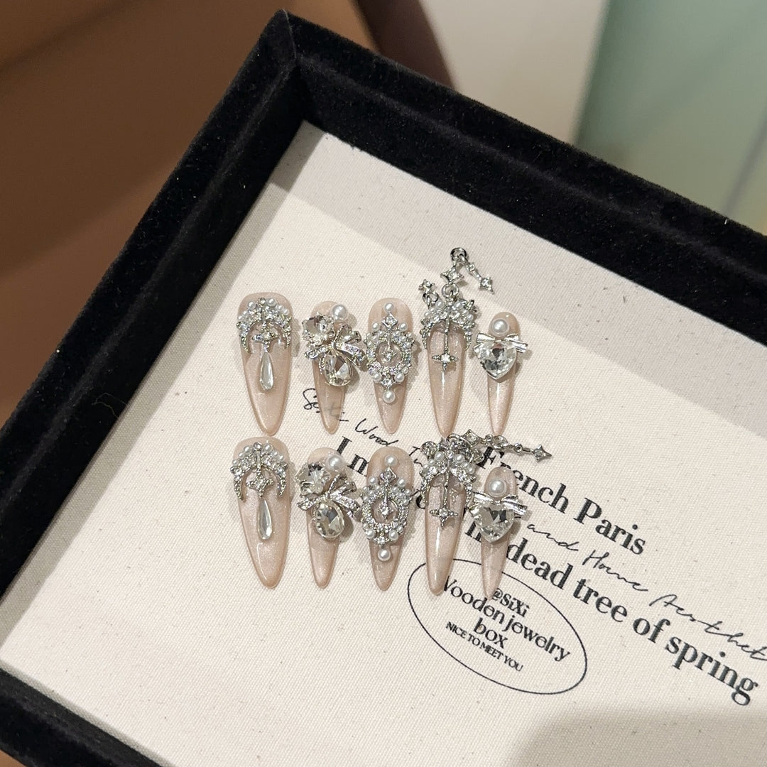 Elegant Rhinestone-Decorated Press-On Nail Set
