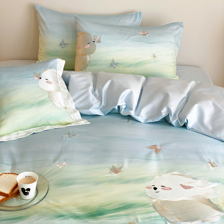 Pastel Watercolor Duvet Cover & Pillow Sham Ensemble with Whimsical Animal Motif