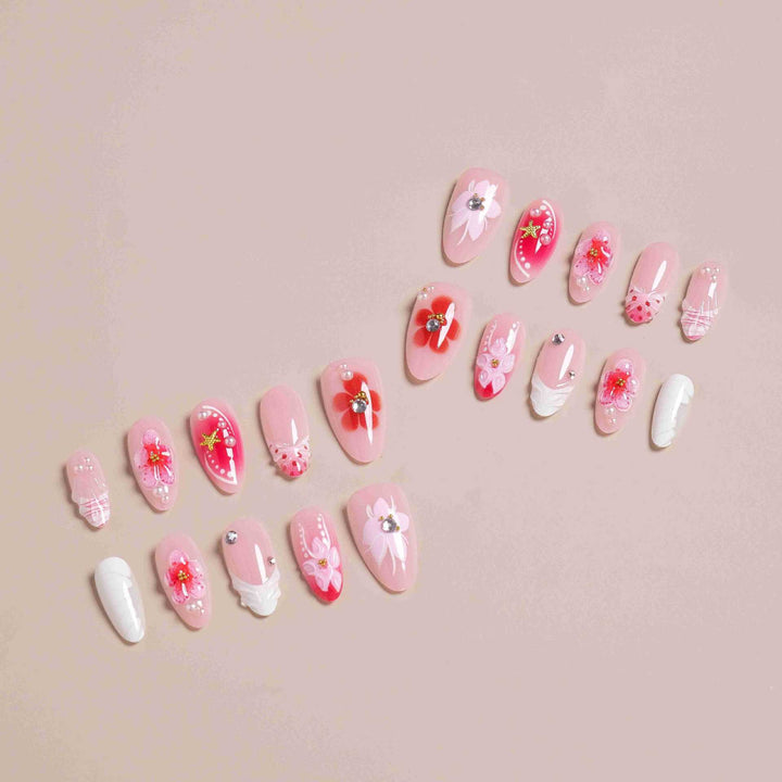 Elegant Floral Design Press-On Nail Set Stornfield
