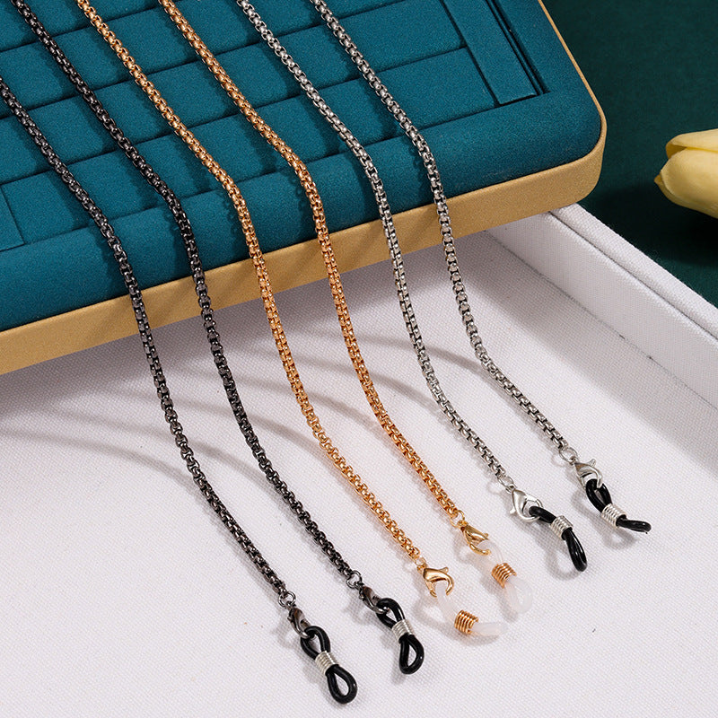 Versatile Eyewear Retainer Chain Stornfield
