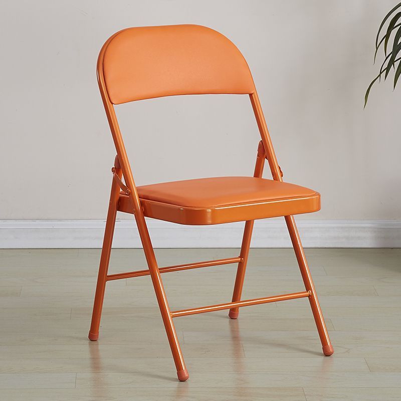 Folding chair with ergonomic design and PU upholstery Stornfield