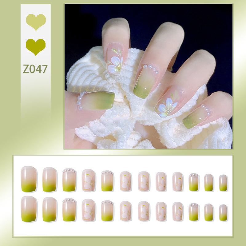 Floral Themed Press-On Nail Art