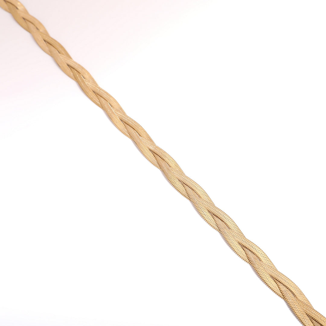 Elegant Textured Wire Bracelet Stornfield