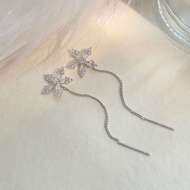 Elegant and Timeless Earrings with Sparkling Crystals Stornfield