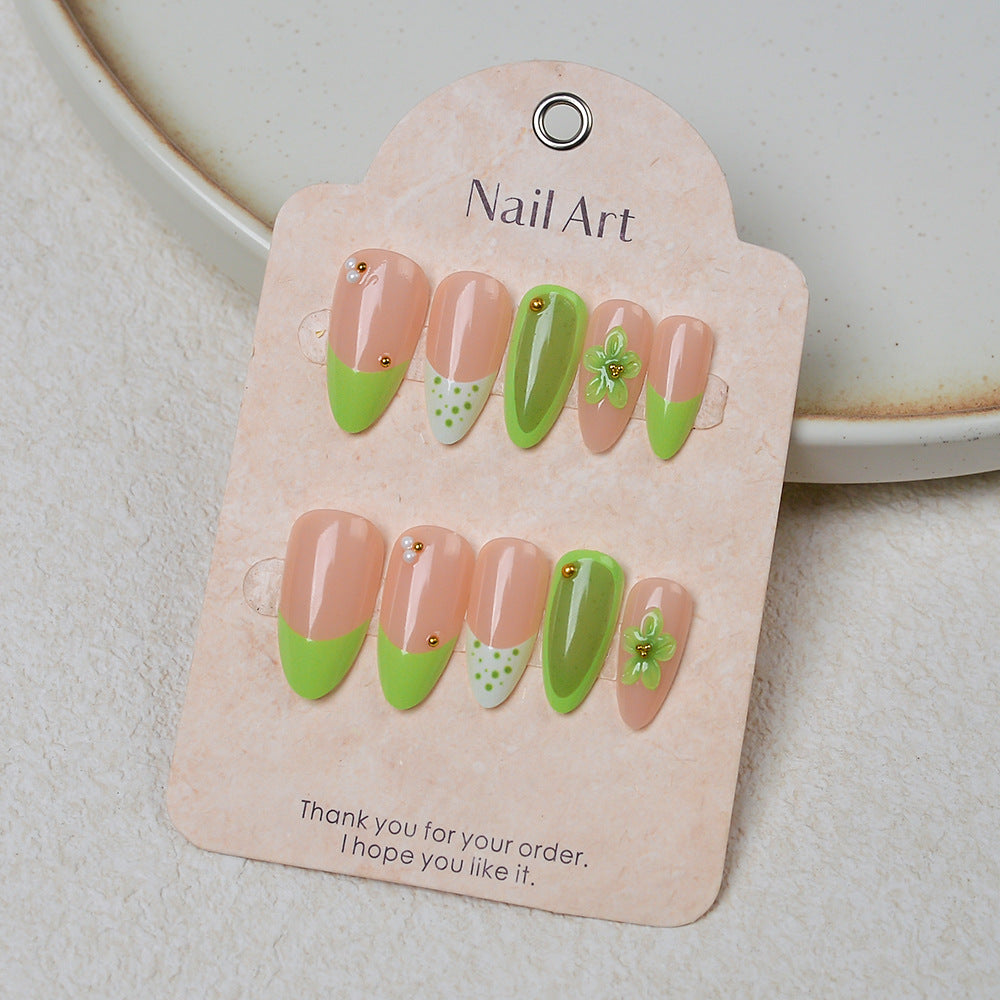 Nature-Inspired Press-On Nail Art Set Stornfield