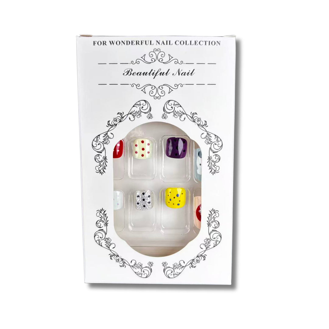 Decorative Nail Art Press-On Set 1790745418