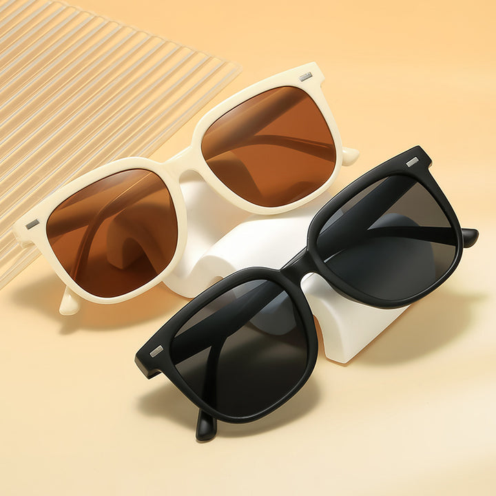 Stylish Oversized Sunglasses Stornfield