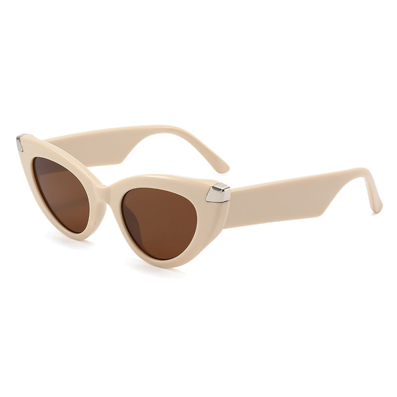 Ladies Cat-Eye Sunglasses in Luxurious Tortoise Design Stornfield