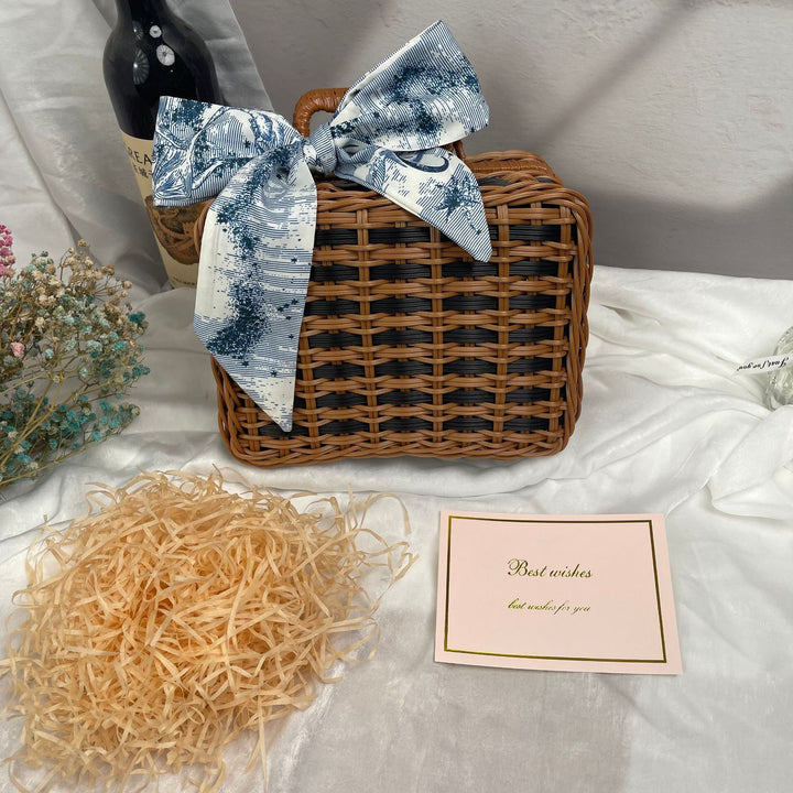 Women stylish picnic basket Stornfield