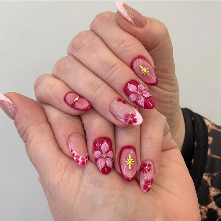 Artificial nail art with playful dots and bows Stornfield