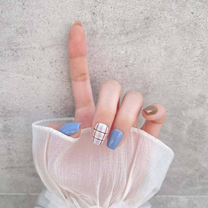Artistic Press-On Nail Set with Modern Patterns