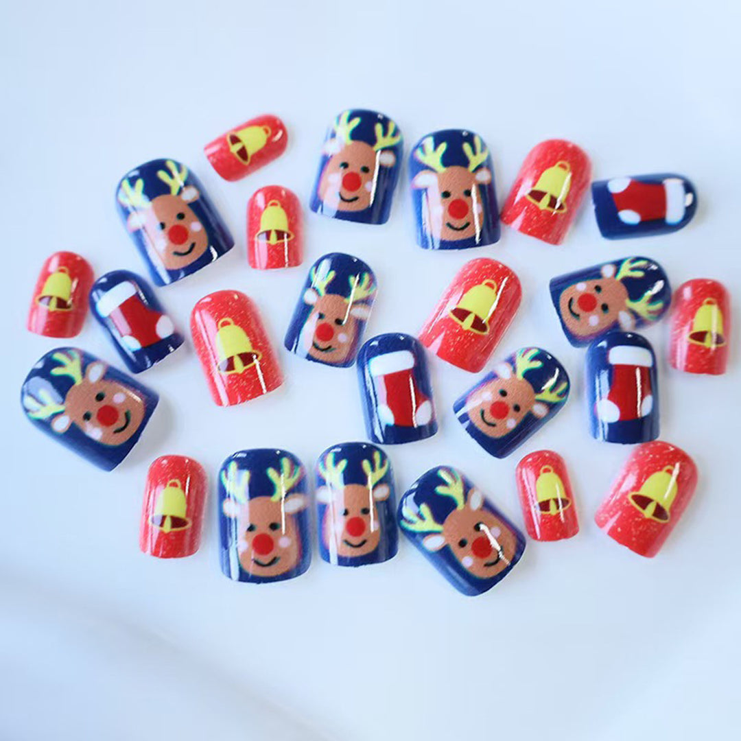 Festive artificial nails with Christmas design Stornfield