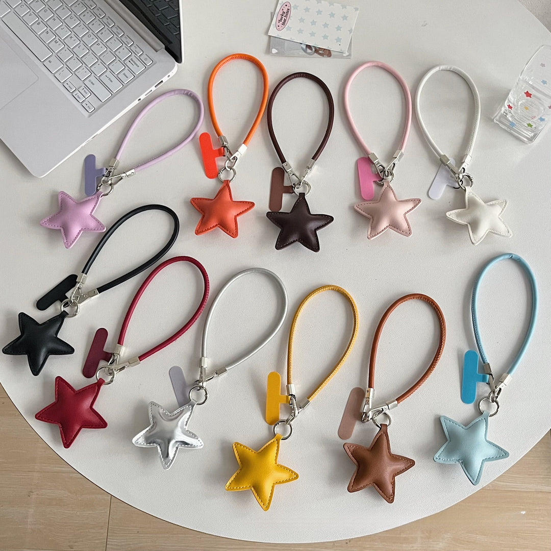 Star-Shaped Keychain Holder Stornfield