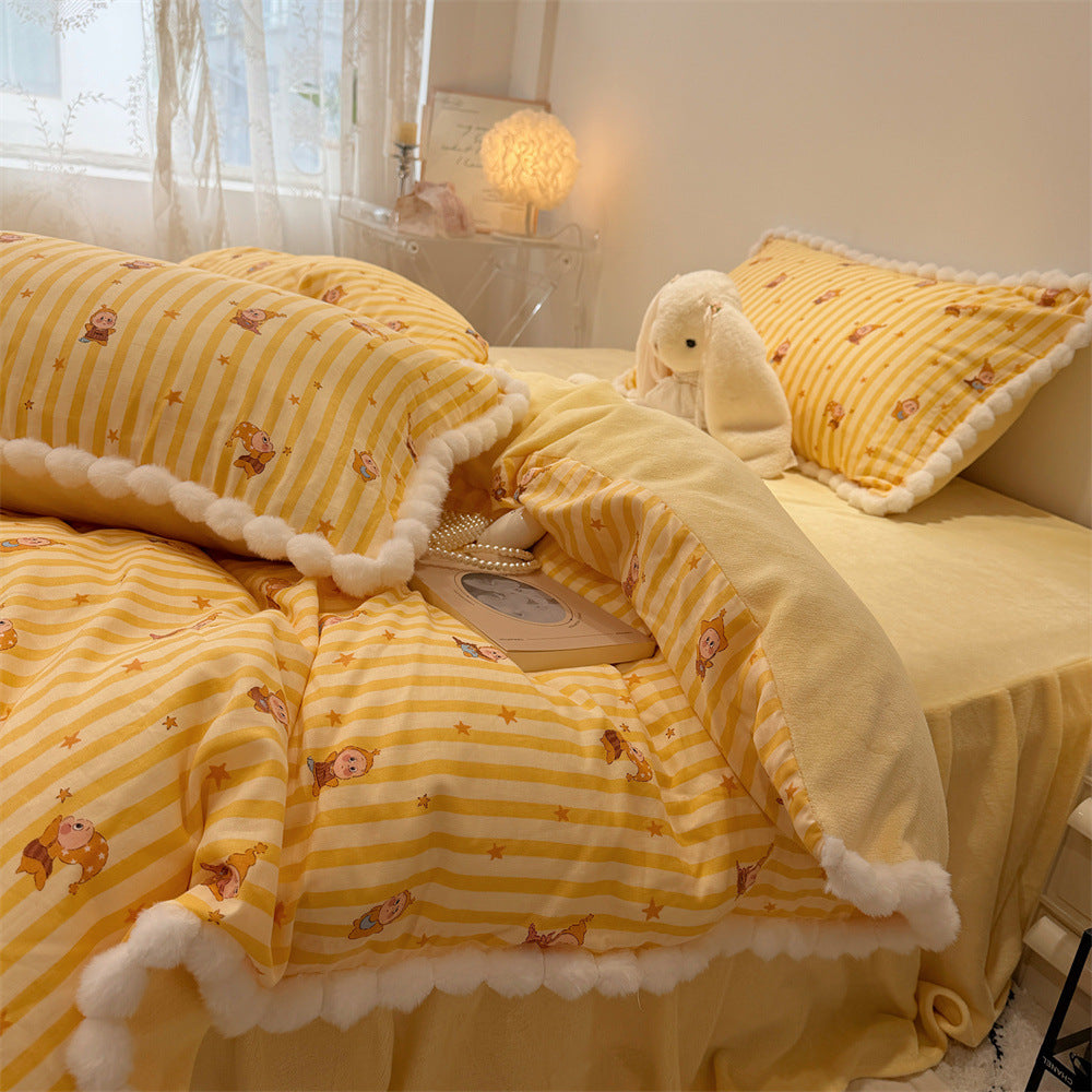 Cute bedding set with teddy fleece reversible function and pompom edge