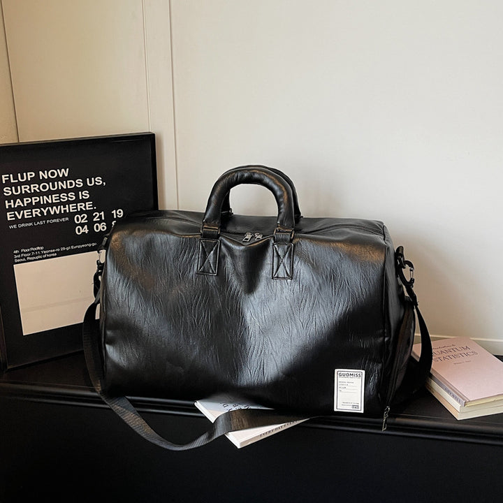 Elegant and Practical Travel Duffel Bag Stornfield