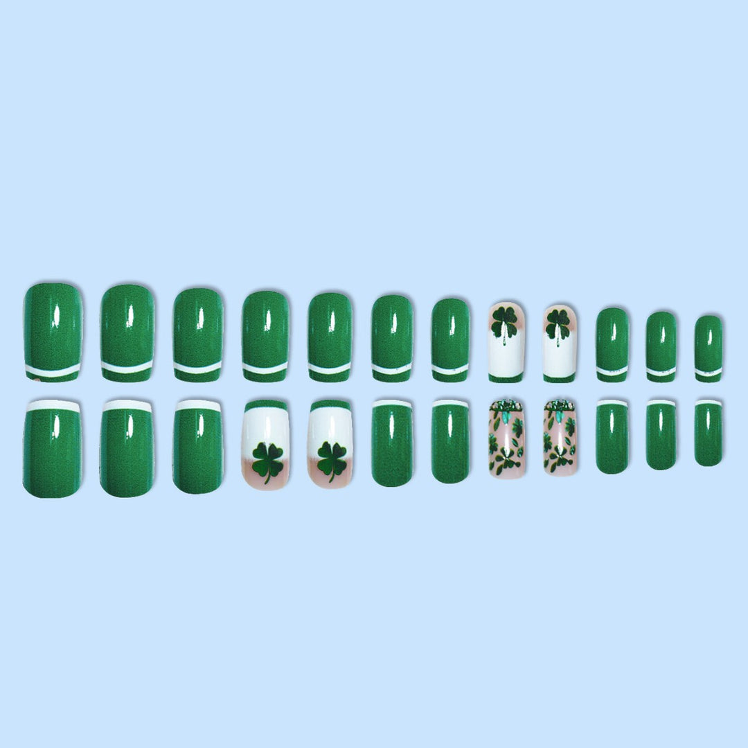 Glamorous Press-On Nail Art Set with Clover Motif Stornfield
