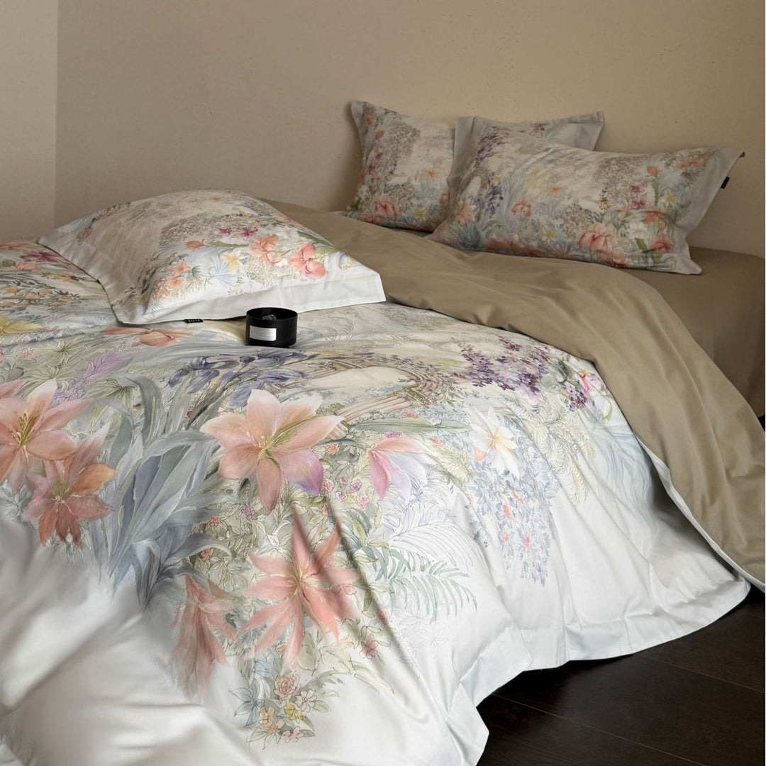 Luxury cotton satin duvet cover set with delicate watercolor lily print