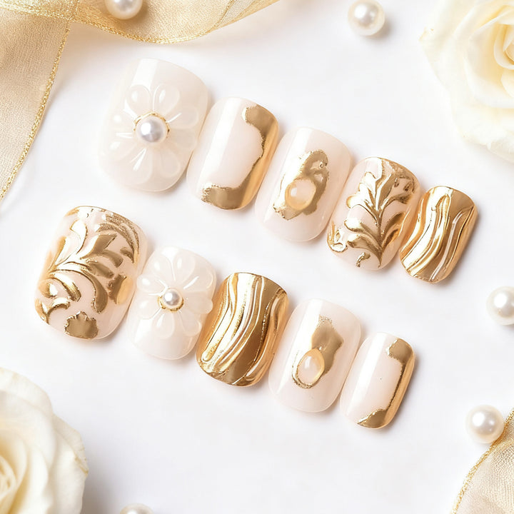 Elegant Press-On Nail Art Set with Gold Detailing Stornfield